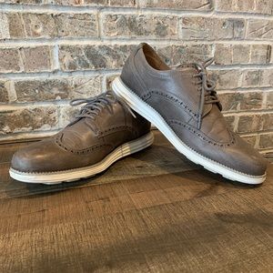 Cole Haan Men Grand OS Oxford Wingtip Size 9M